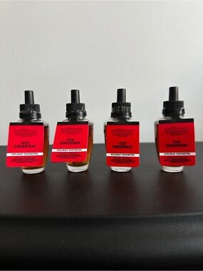 4 Bath & Body Works Wallflowers Refill Pack - Iced Gingersnap